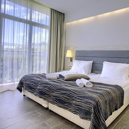 Luna Beach Hotel Golden Sands Exterior foto